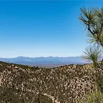 Summit Sanctuary, 3 Bedrooms, Sleeps 8, Mountain Views